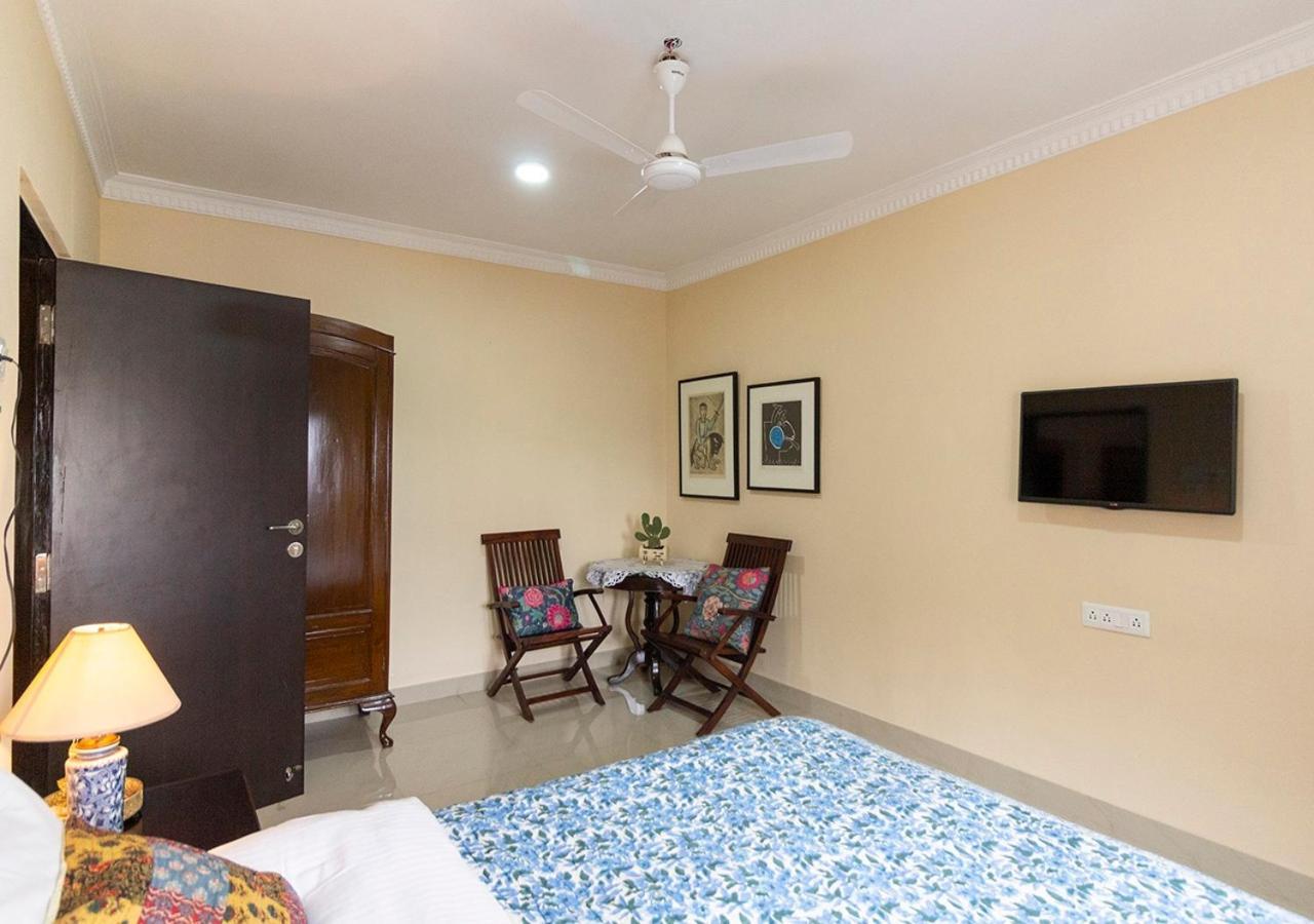Neelam Bed & Breakfast Kolkata Luaran gambar
