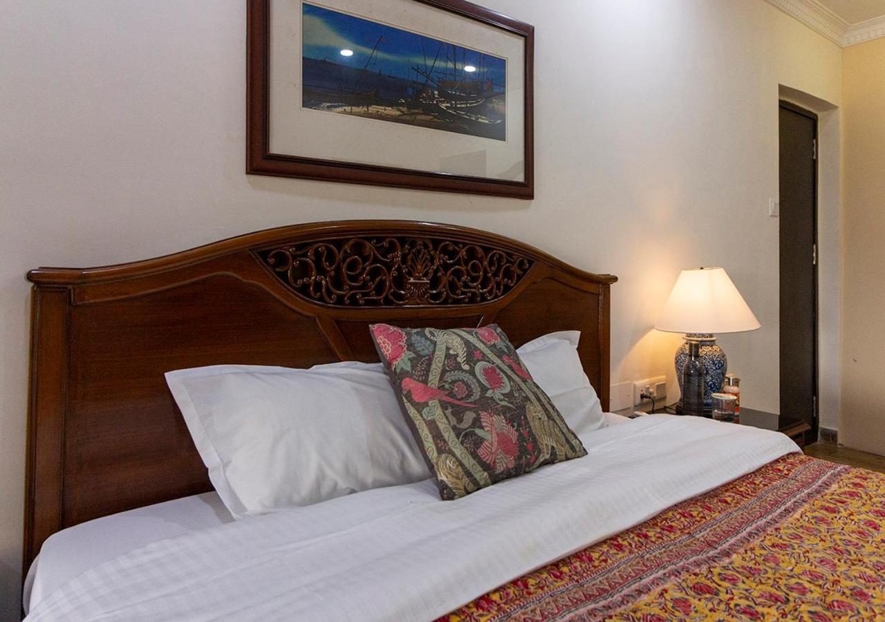 Neelam Bed & Breakfast Kolkata Luaran gambar