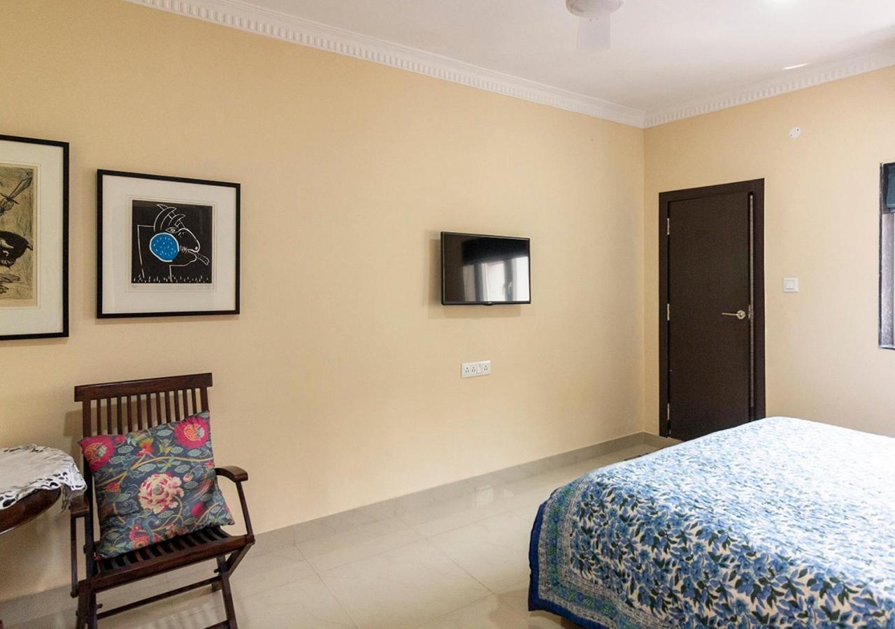 Neelam Bed & Breakfast Kolkata Luaran gambar